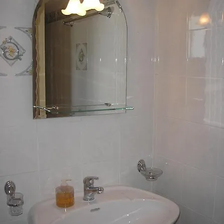 Stefanos Hotel 2*
