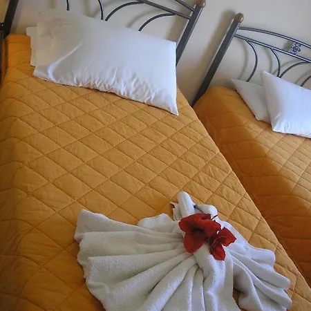 Stefanos 2* Kefalonia Island